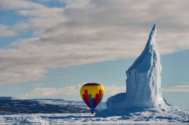 Top-10-Hot-Air-Ballooning-arctic2-740x492