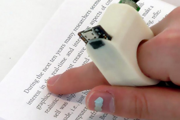 fingerreader-ocr-text-to-speech-ring-by-MIT-Fluid-Interfaces-Group-620x413