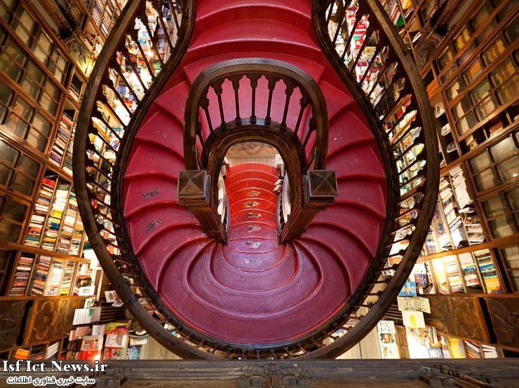 Top 10 Libraries-Livraria Lello Porto-Photo by Ilya Varamov