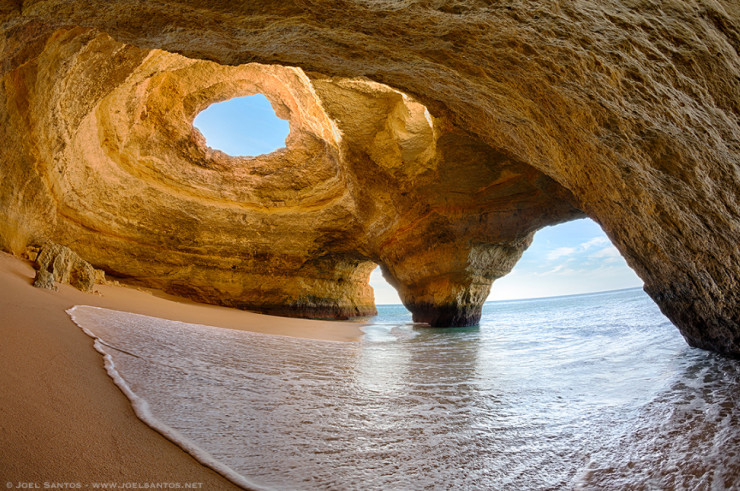 (Algarve) ،