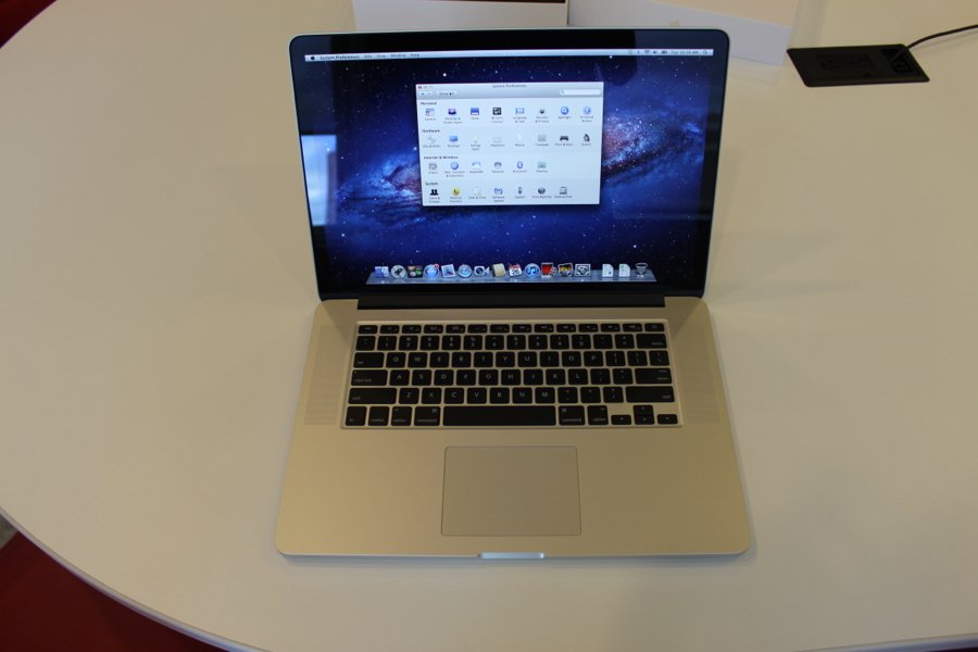 the-macbook-pro-with-retina-display-has-a-beautiful-screen-and-more-ports-than-the-air